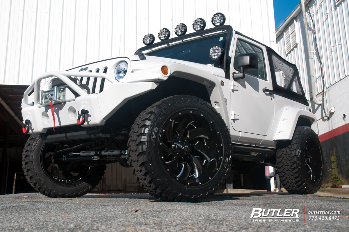 Jeep Wrangler with 22in Fuel Cleaver Wheels