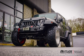 Jeep Wrangler with 22in Fuel FF16 Wheels