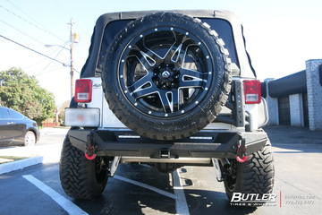 Jeep Wrangler with 22in Fuel Full Blown Wheels