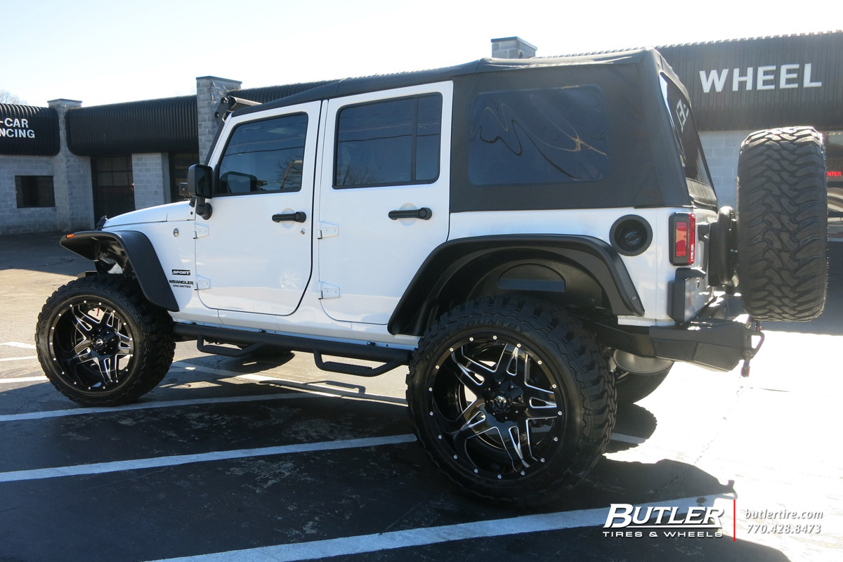 Jeep Wrangler with 22in Fuel Full Blown Wheels
