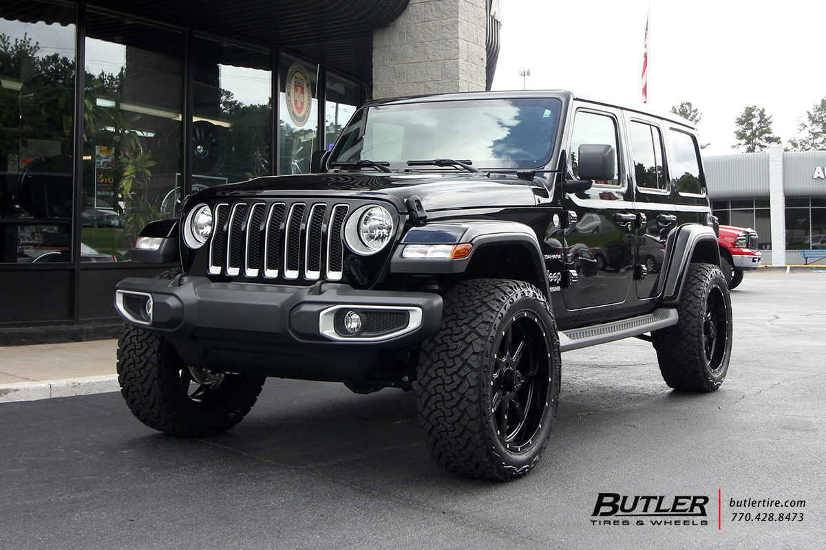 Jeep Wrangler with 22in Tuff T15 Wheels