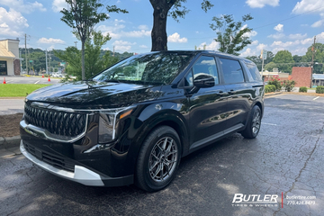 Kia Carnival with 18” Moda wheels and Westlake tires 