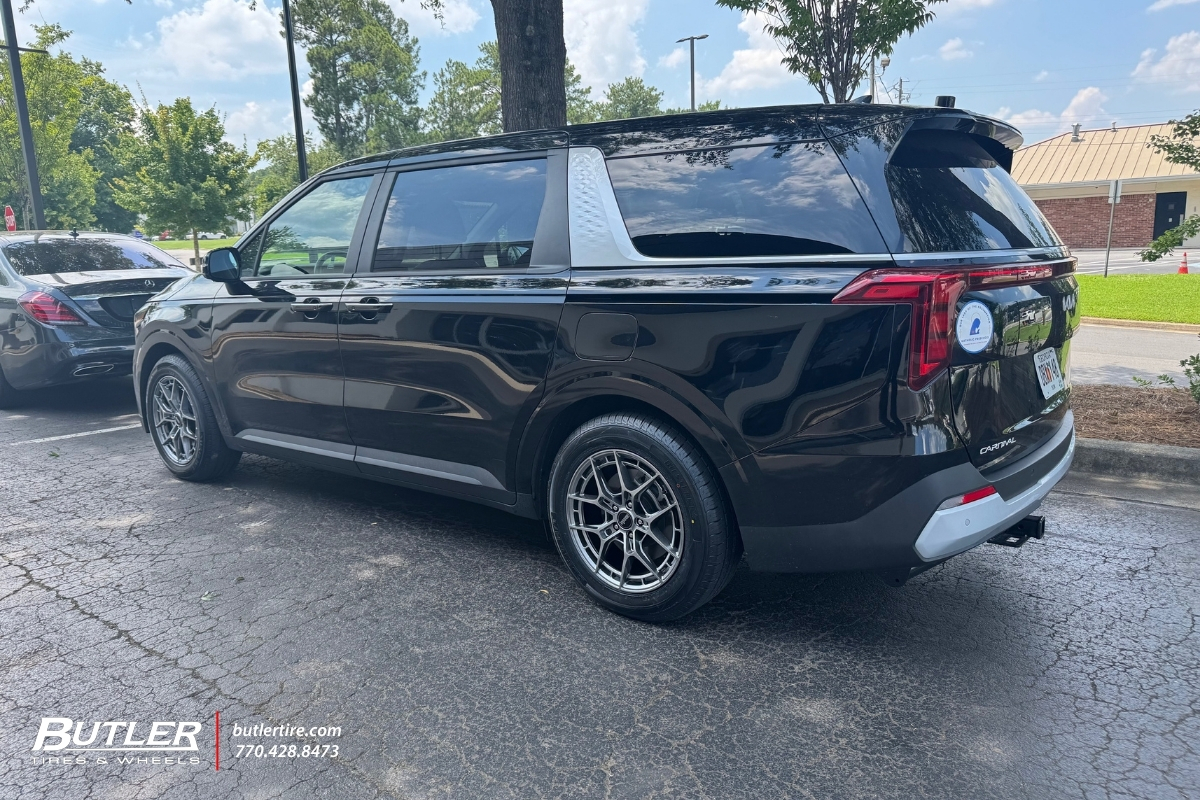 Kia Carnival with 18” Moda wheels and Westlake tires 