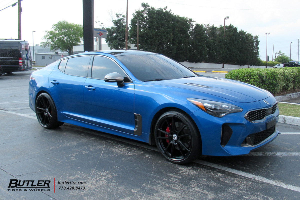 Kia Stinger with 20in HRE FF04 Wheels