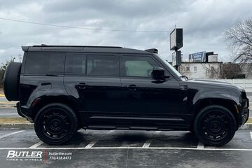 Land Rover Defender with 22in Urban Wx4 Wheels