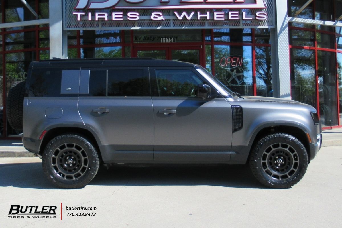 Land Rover Defender with  Land Rover OCTA Wheels