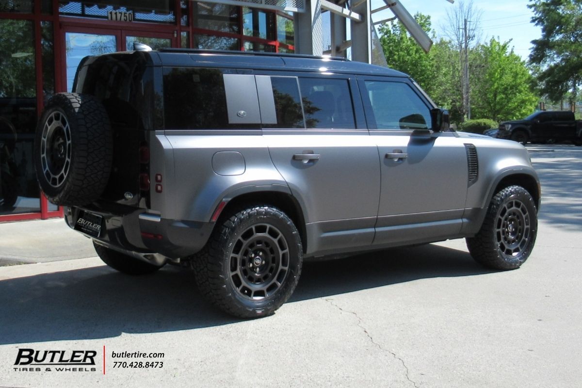 Land Rover Defender with  Land Rover OCTA Wheels