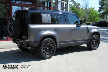 Land Rover Defender with  Land Rover OCTA Wheels