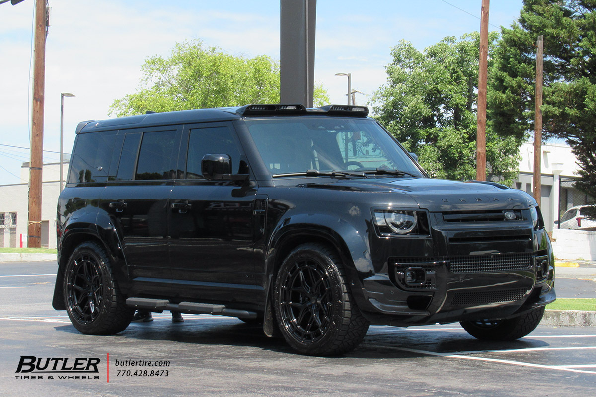 Land Rover Defender  with  22 in Vossen HFX-1 Wheels