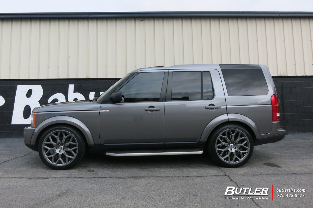 Land Rover LR3 with 22in Redbourne King Wheels
