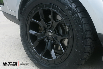 Land Rover LR4 with 20in Redbourne Morland Wheels