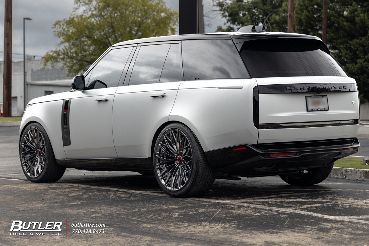 Lowered Land Rover Range Rover with 24in 1886 Forged G015 Wheels