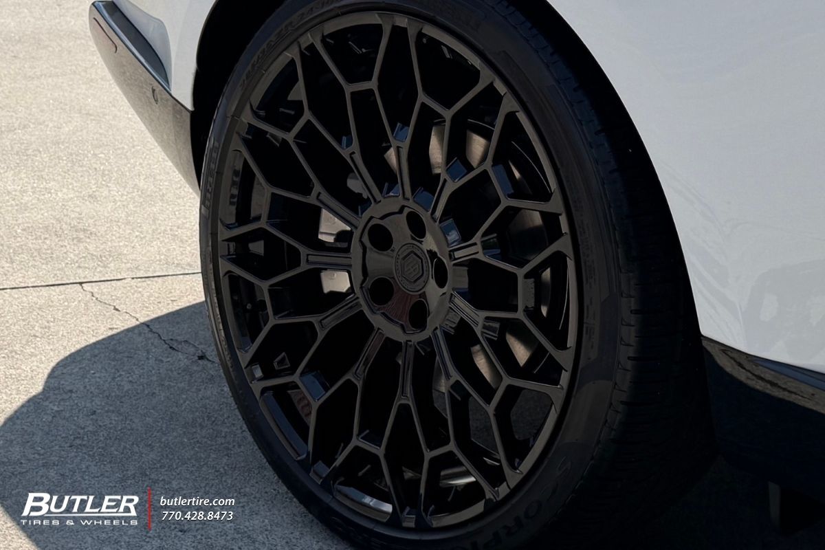 Land Rover Range Rover with 24in HSE Wheels
