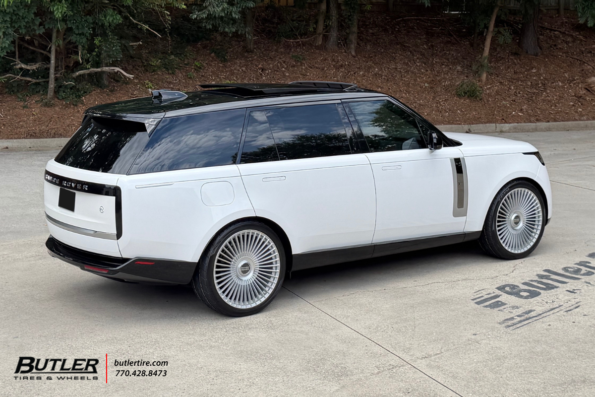 Land Rover Range Rover with 24in LR16 Wheels