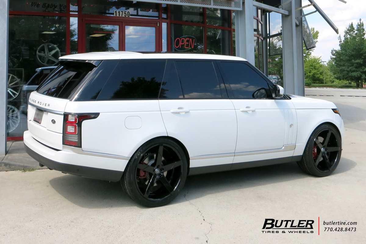 Land Rover Range Rover with 24in Lexani Invictus Wheels