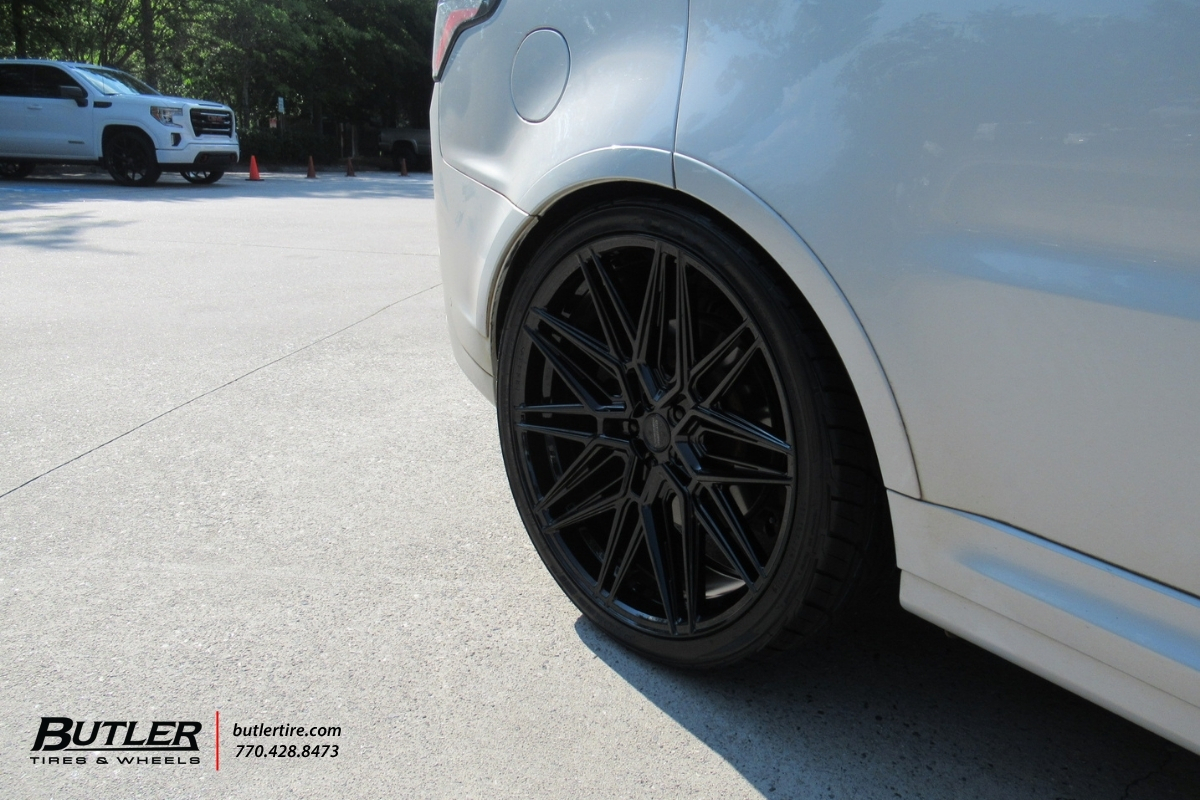 Range Rover SVR with 24in Vossen HF7 wheels and Toyo ST3 Tires