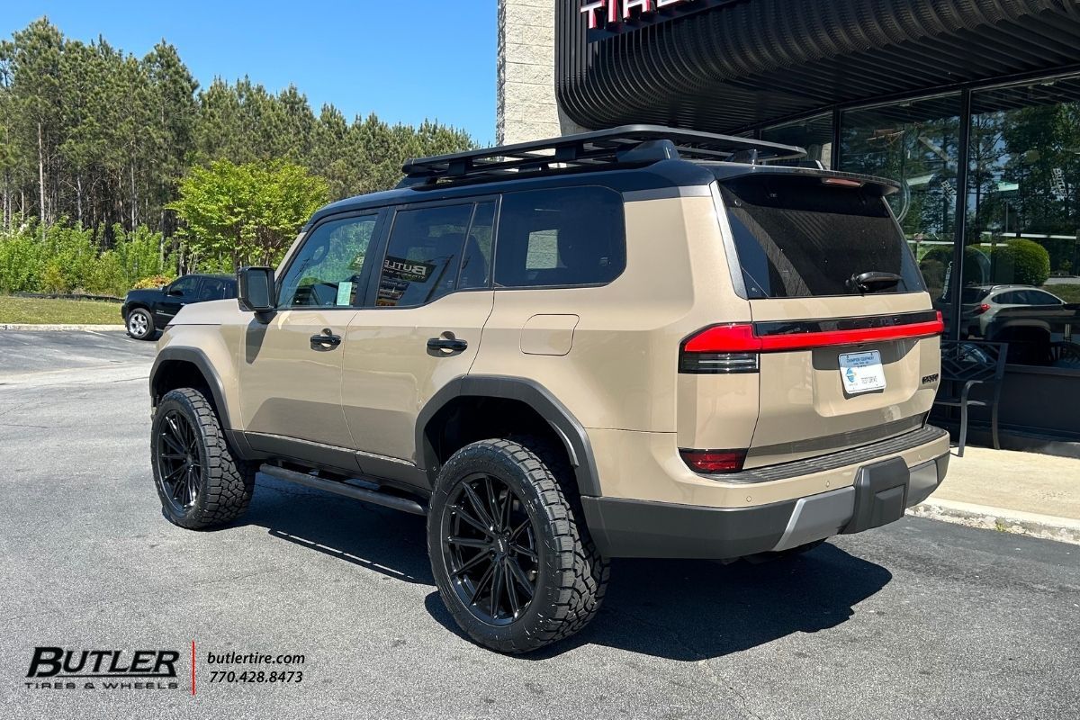 Lexus` GX550 with 22in Vossen HFX-2 Wheels