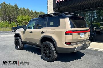 Lexus` GX550 with 22in Vossen HFX-2 Wheels