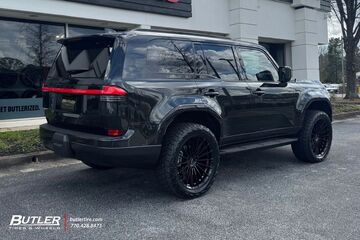 Lexus GX550 with 22in Vossen HX4T Wheels