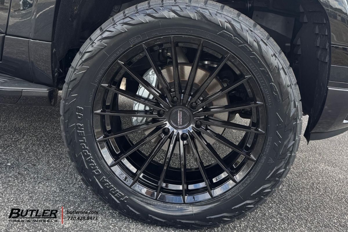 Lexus GX550 with 22in Vossen HX4T Wheels