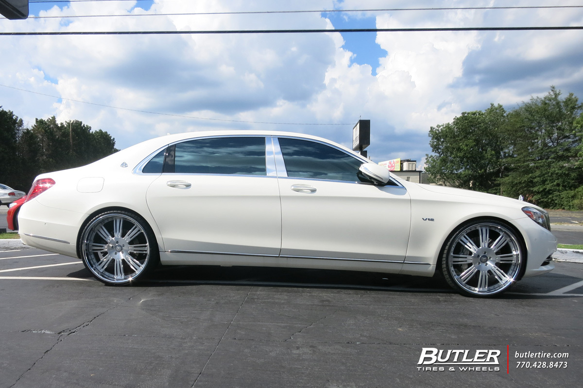 Maybach S600 with 24in Lexani LF755 Wheels