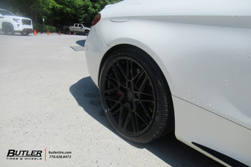 Mercedes C63s with 20in  Vossen HF7 Wheels