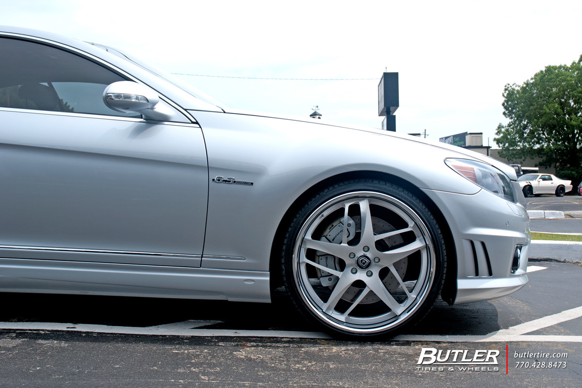Mercedes CL-Class with 22in Lexani LF746 Wheels