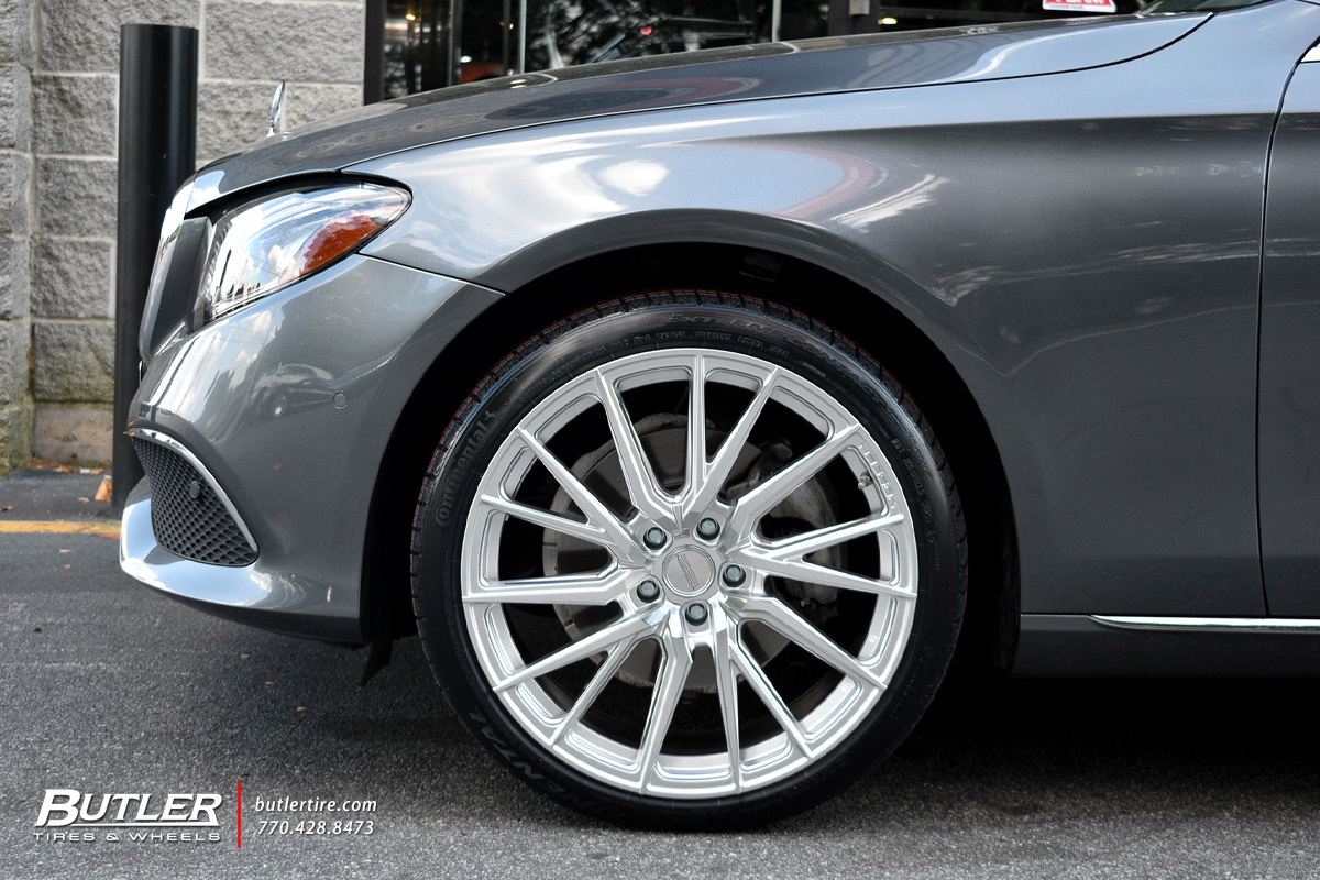 Mercedes E-Class with 20in Vossen HF-4T Wheels