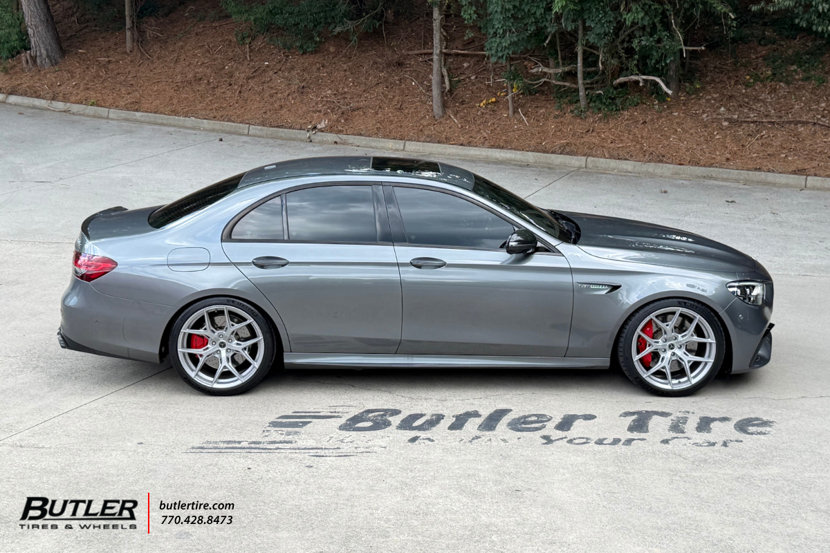 Mercedes E63 with 20in Vossen HF5 Wheels