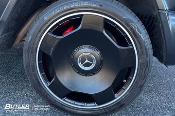 Mercedes G-Class with 22in CLS Euro Forged Wheels