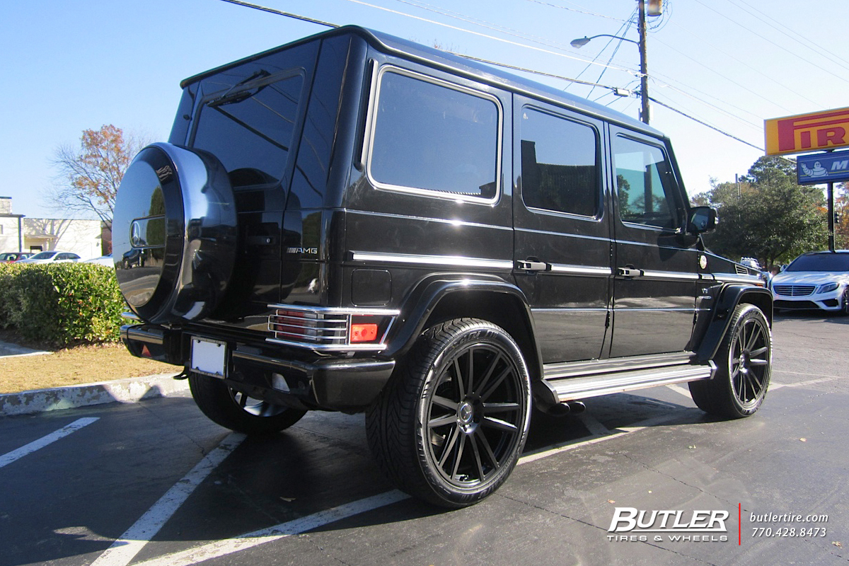 Mercedes G-Class with 22in TSW Gatsby Wheels