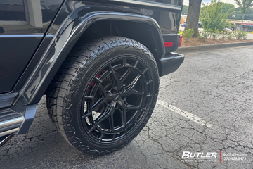 Mercedes G63 with 22in Vossen HFX1 Wheels