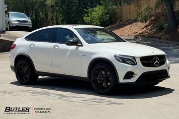 Mercedes GLC43 with 21in Vossen HF5 Wheels
