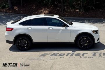 Mercedes GLC43 with 21in Vossen HF5 Wheels
