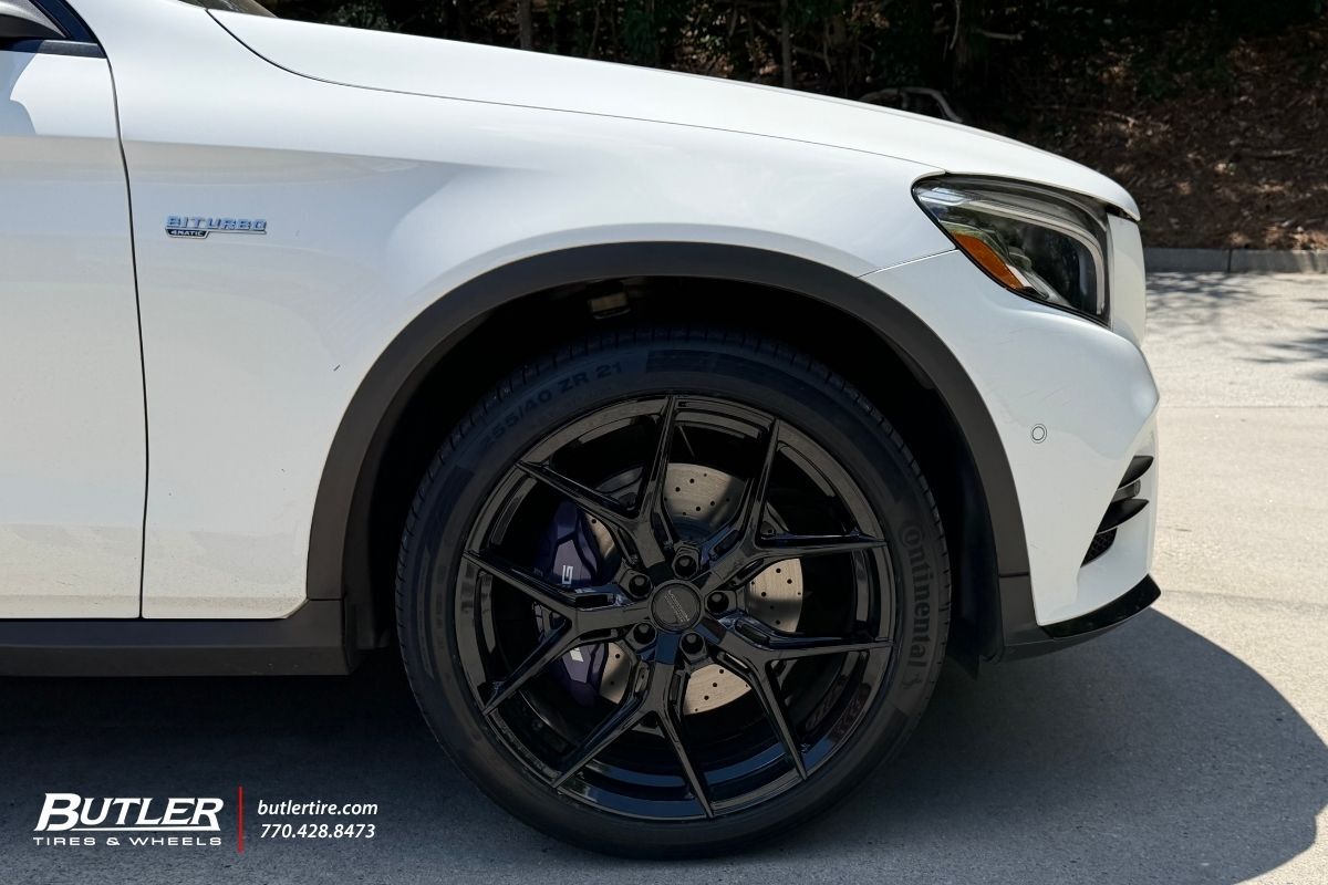 Mercedes GLC43 with 21in Vossen HF5 Wheels