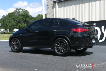 Mercedes GLE with 21in Vossen HF-3 Wheels
