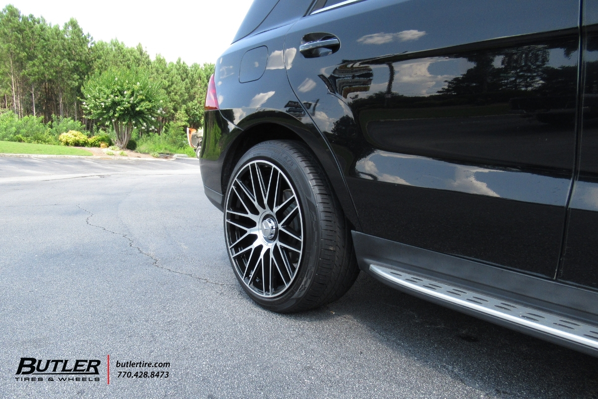 Mercedes GLE350 with 22in CLS MB9141 Wheels