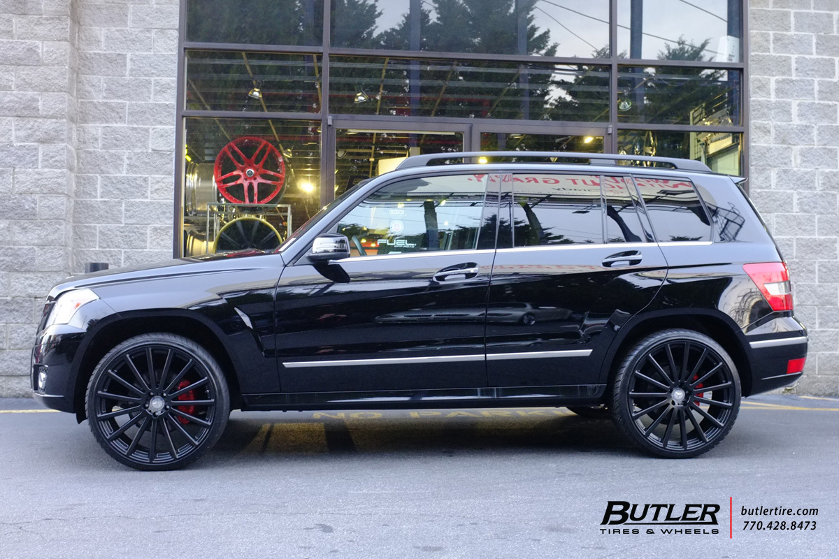 Mercedes GLK with 22in Mandrus Rotec Wheels