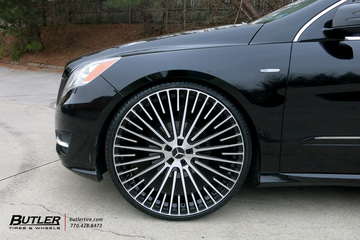 Mercedes R-Class with 26in AG Luxury AGL65 Wheels