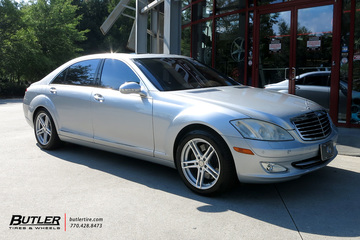 Mercedes S-Class with 18in TSW Mechanica Wheels