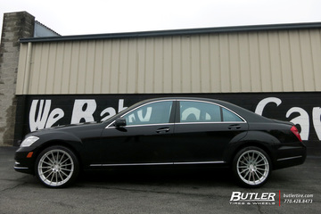 Mercedes S-Class with 20in Mandrus Stirling Wheels