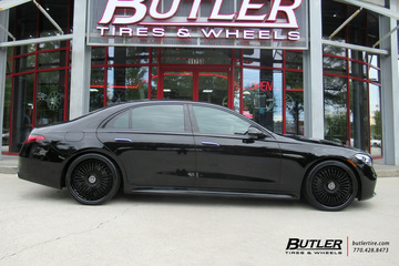 Mercedes S-Class with 22in 1886 Forged G007 Wheels