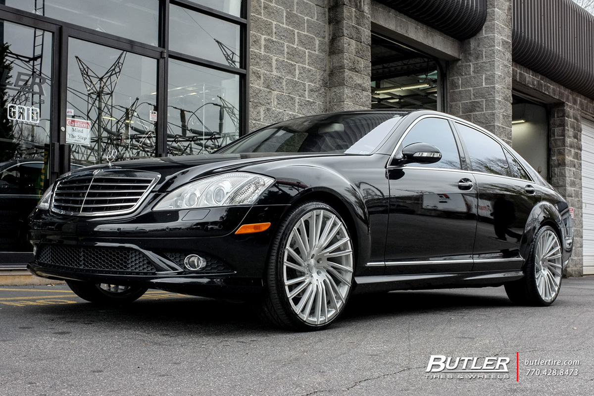 Mercedes S-Class with 22in Lexani M119 Wheels