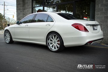 Mercedes S-Class with 22in Mint X Wheels