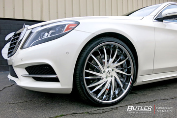 Mercedes S-Class with 22in Savini SV64 Wheels