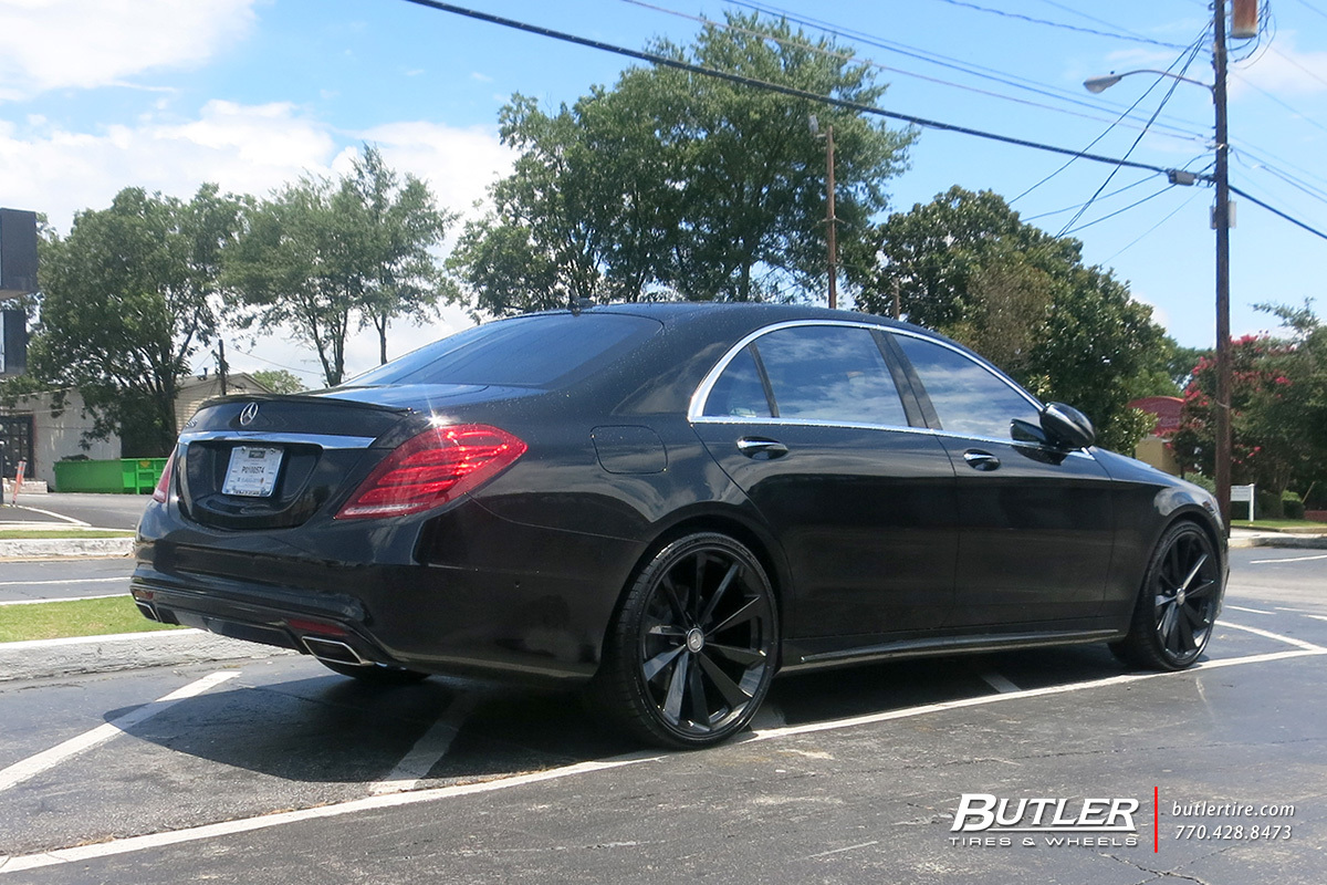 Mercedes S-Class with 22in TSW Aileron Wheels