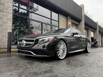 Mercedes S-Class with 22in Vossen HFX-4 Wheels