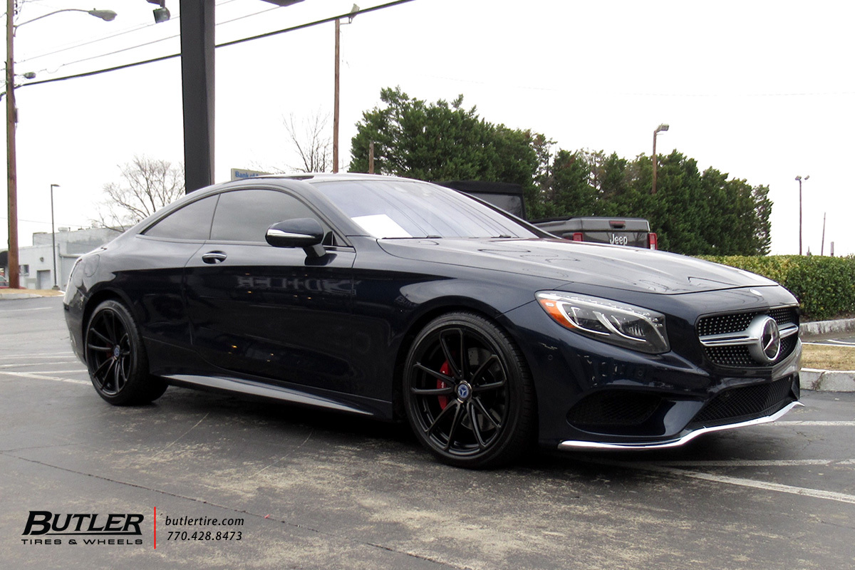 Mercedes S-Class Coupe with 20in XO Madrid Wheels
