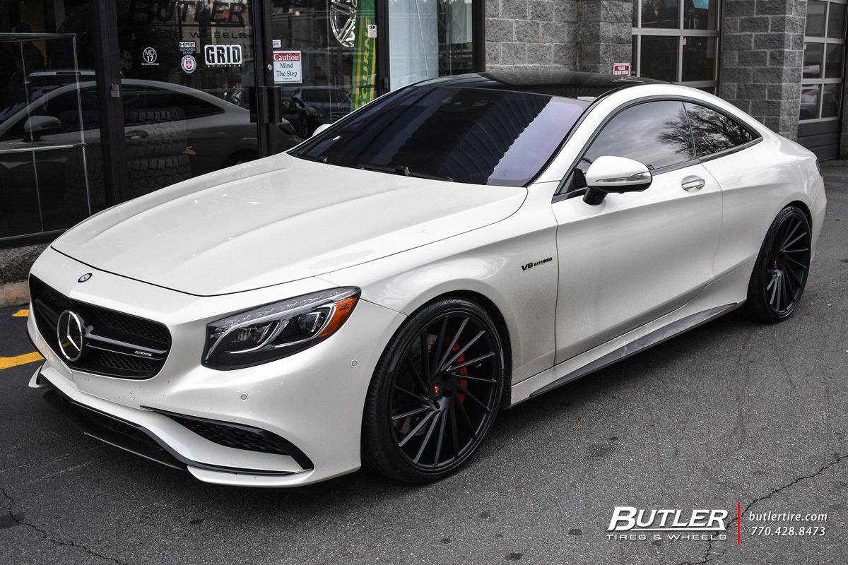 Mercedes S-Class Coupe with 22in Vossen VPS-305T Wheels