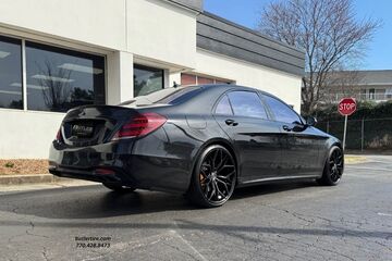 Mercedes S580 with 22in Select Precision Alloys Syndicate Wheels